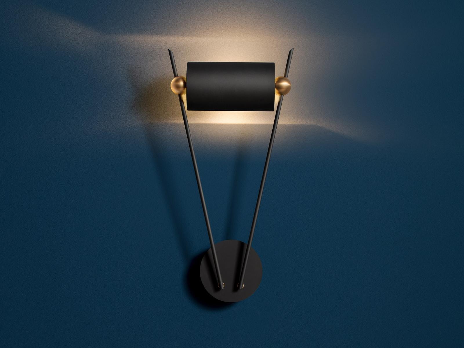 VI. W LED adjustable wall lamp