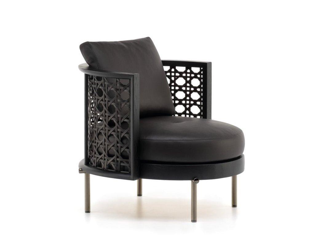 TORII NEST Leather armchair