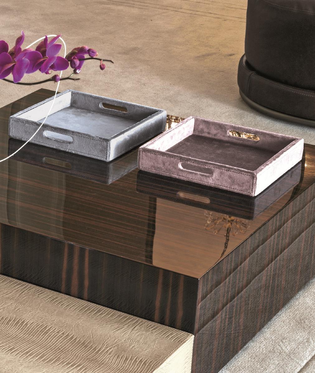 SAFIR Square metal coffee table
