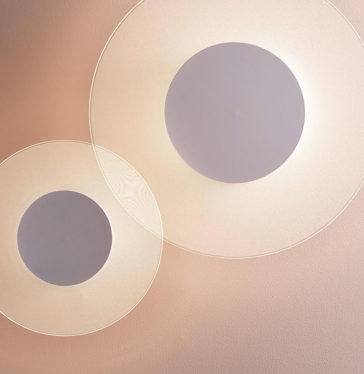 HALFTONE LED glass wall light