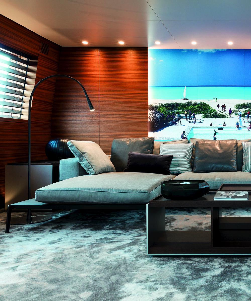 FLEXILED LED floor lamp with swing arm