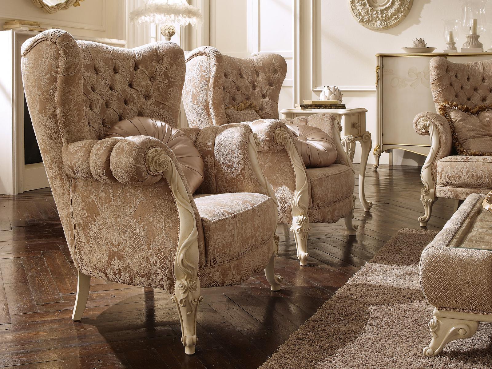 ELISABETTA Tufted armchair with armrests