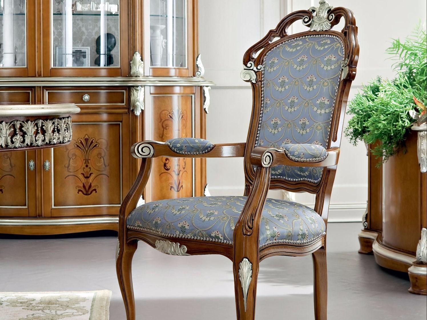 13505 Upholstered chair with armrests