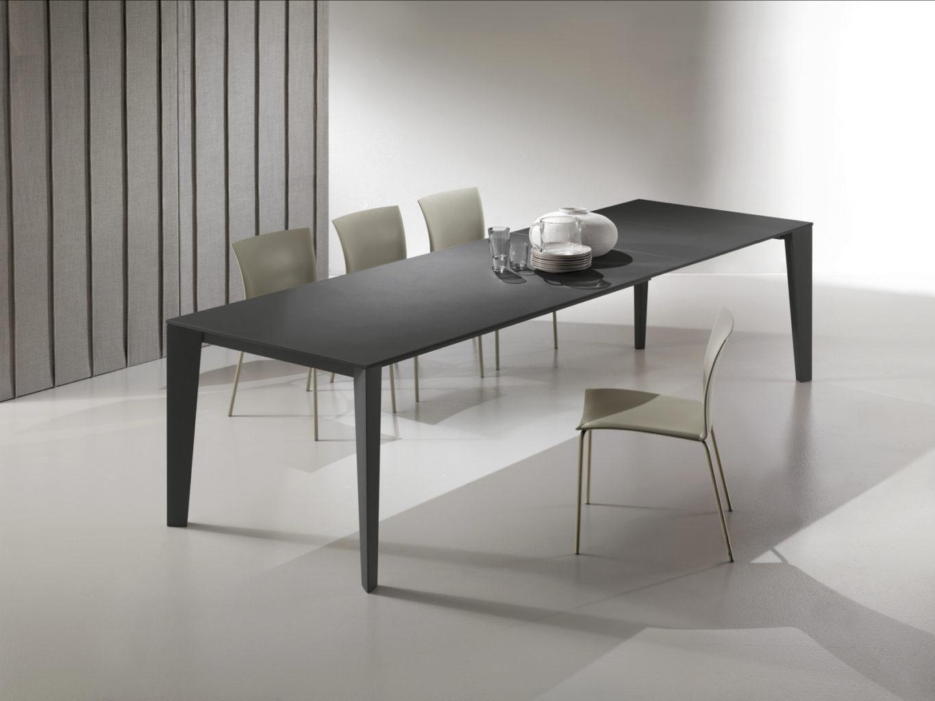 CRUZ Square tempered glass table