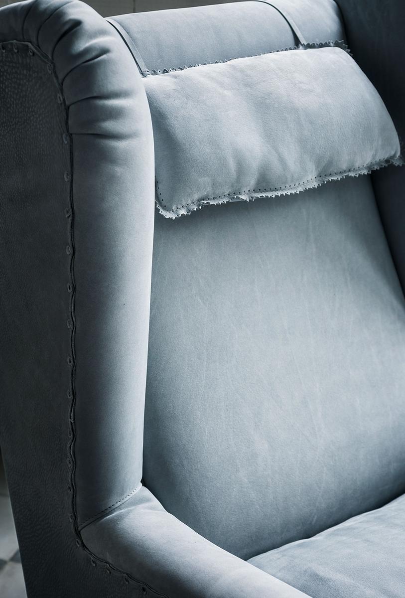 POCHETTE Leather armchair with armrests