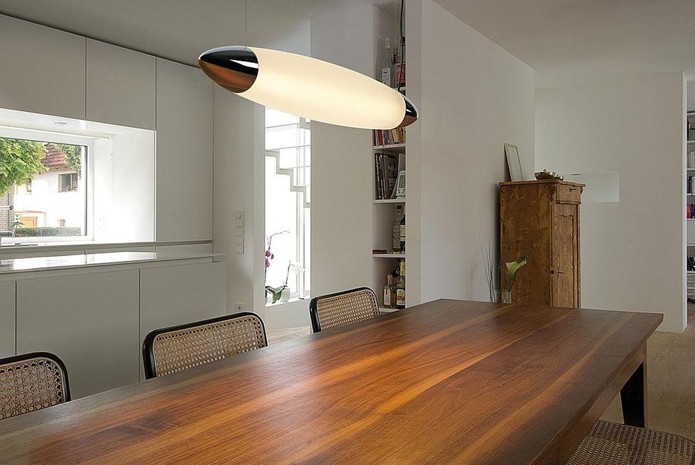 CREST Zinc pendant lamp in a contemporary style