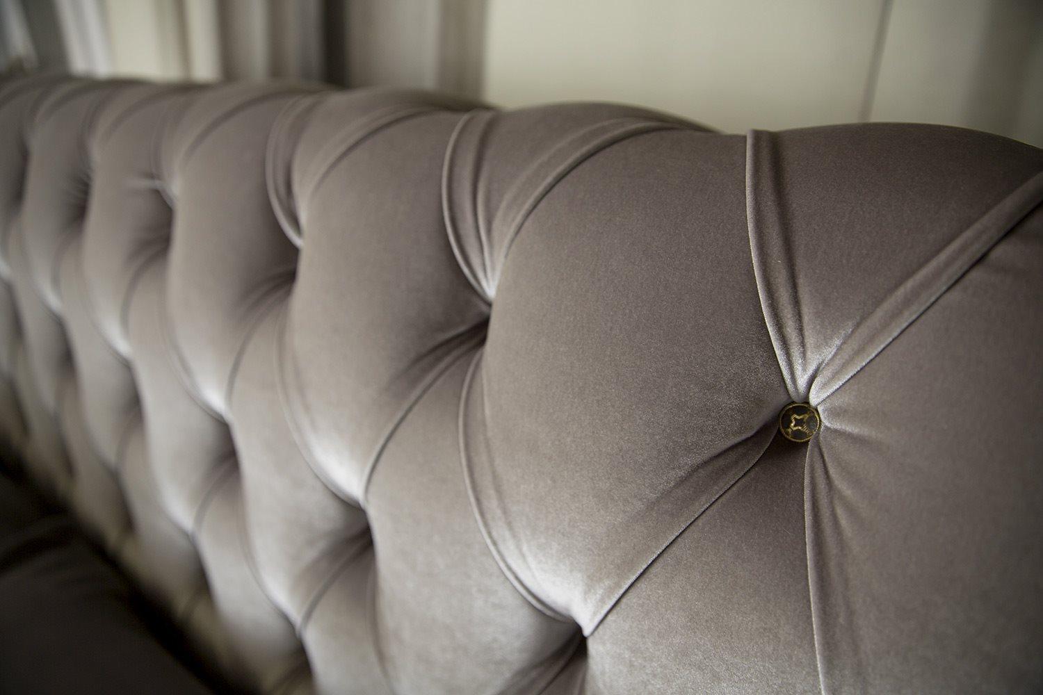 ALFRED Velvet bed with high headboard