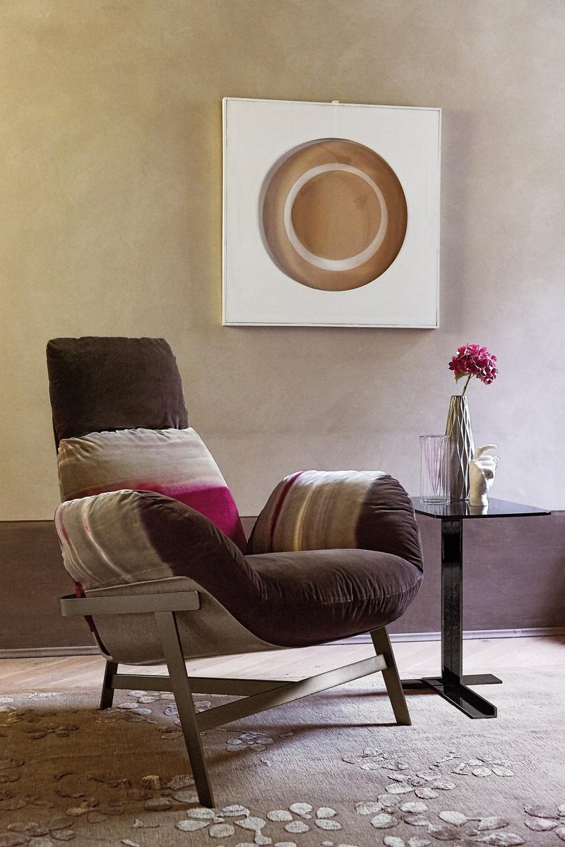 JUPITER Leather armchair