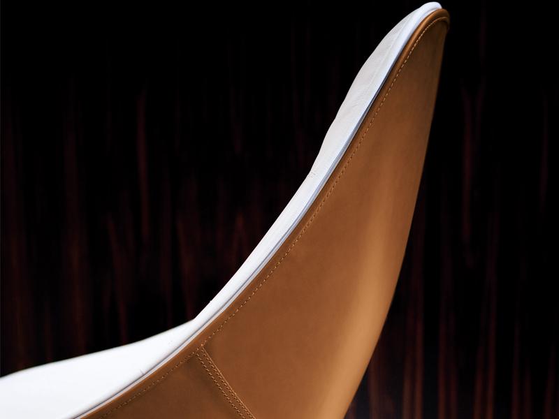 DERBY Bergere swivel armchair