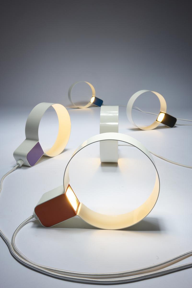 SONOLUCE Direct light plate table lamp