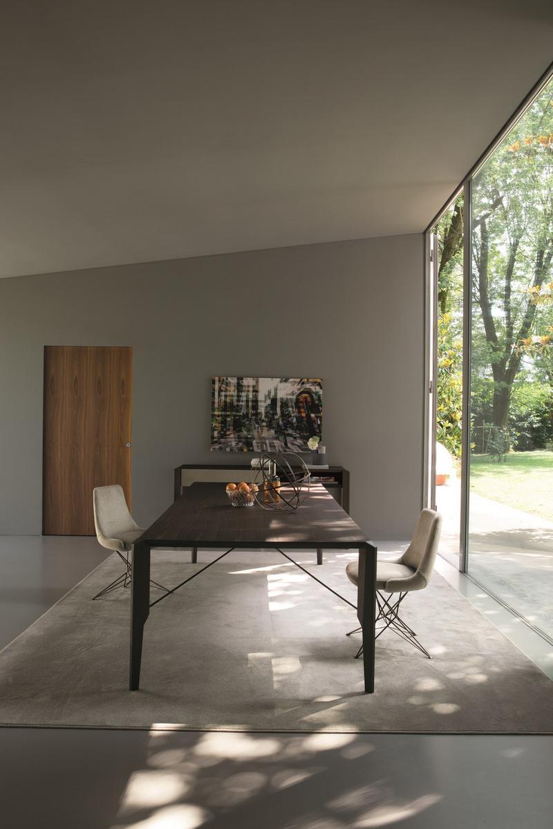 GLORIOUS Wooden table