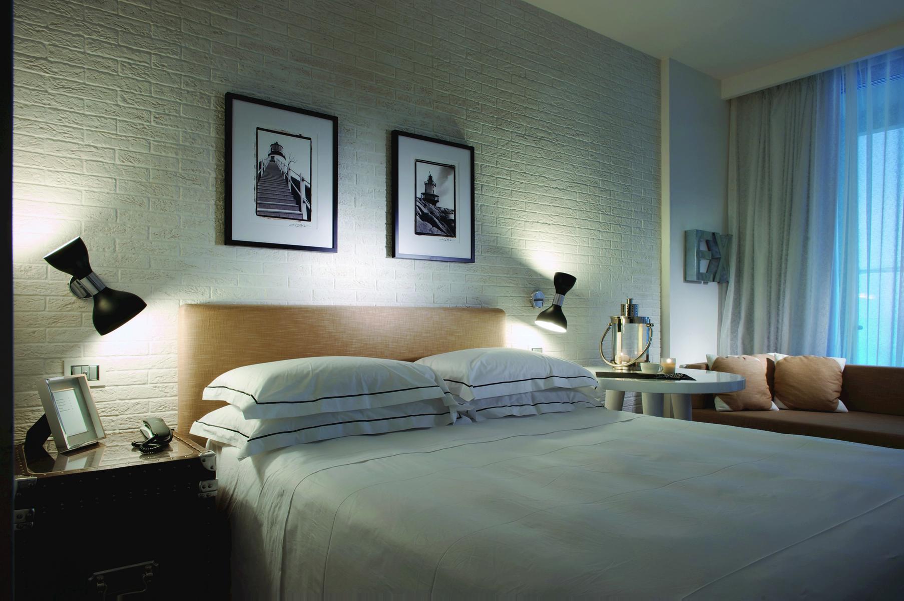 TATA LED adjustable wall lamp