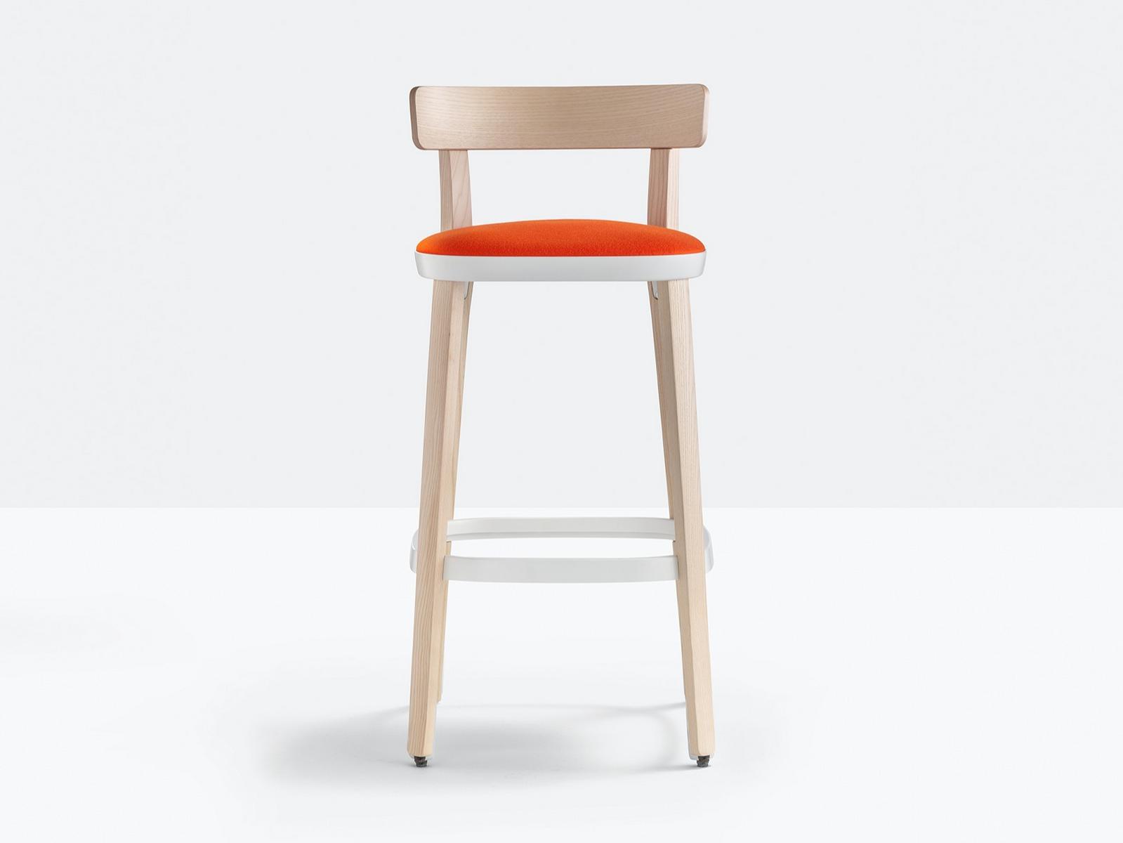 FOLK 2947 High ash stool with integrated cushion