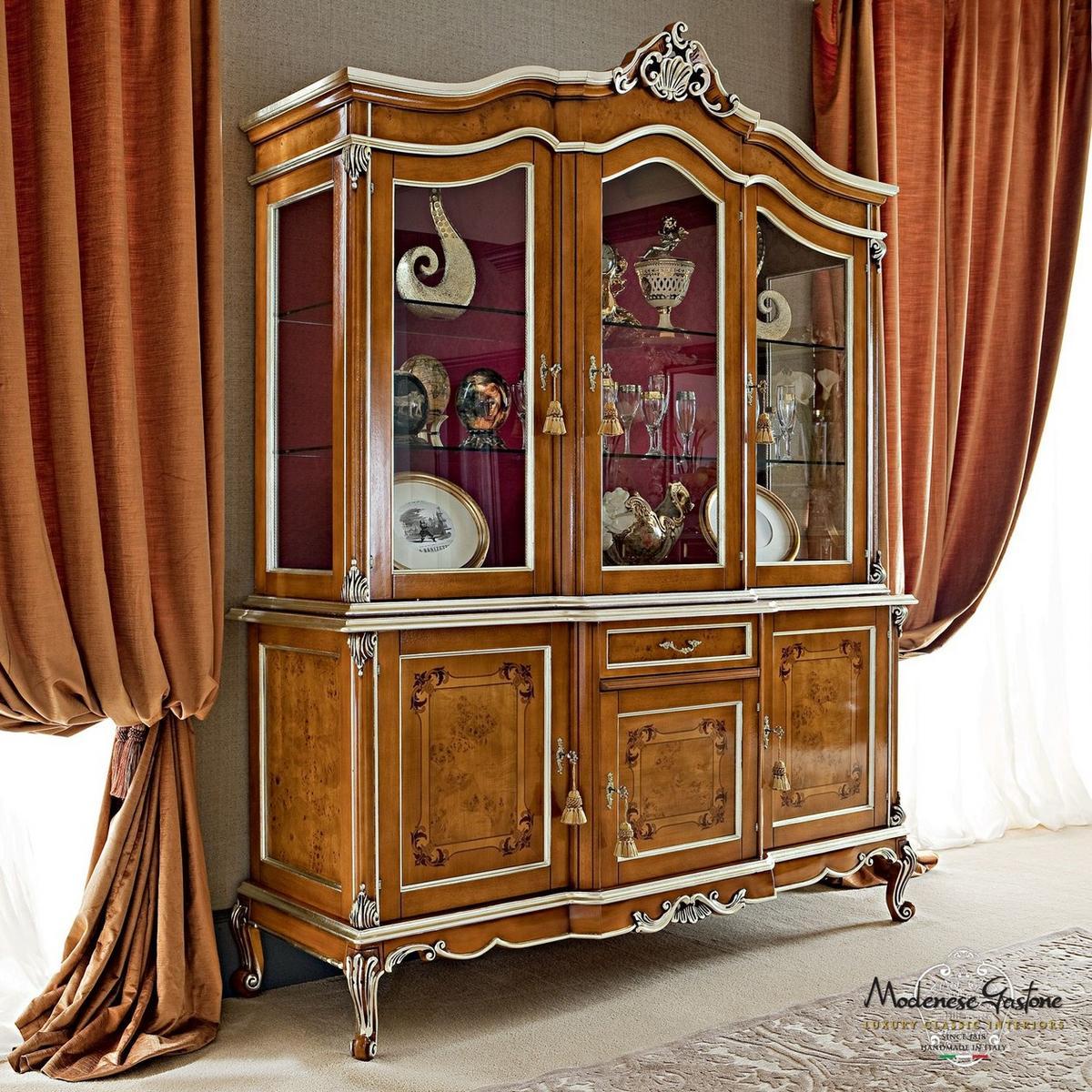 12102 Solid wood highboard