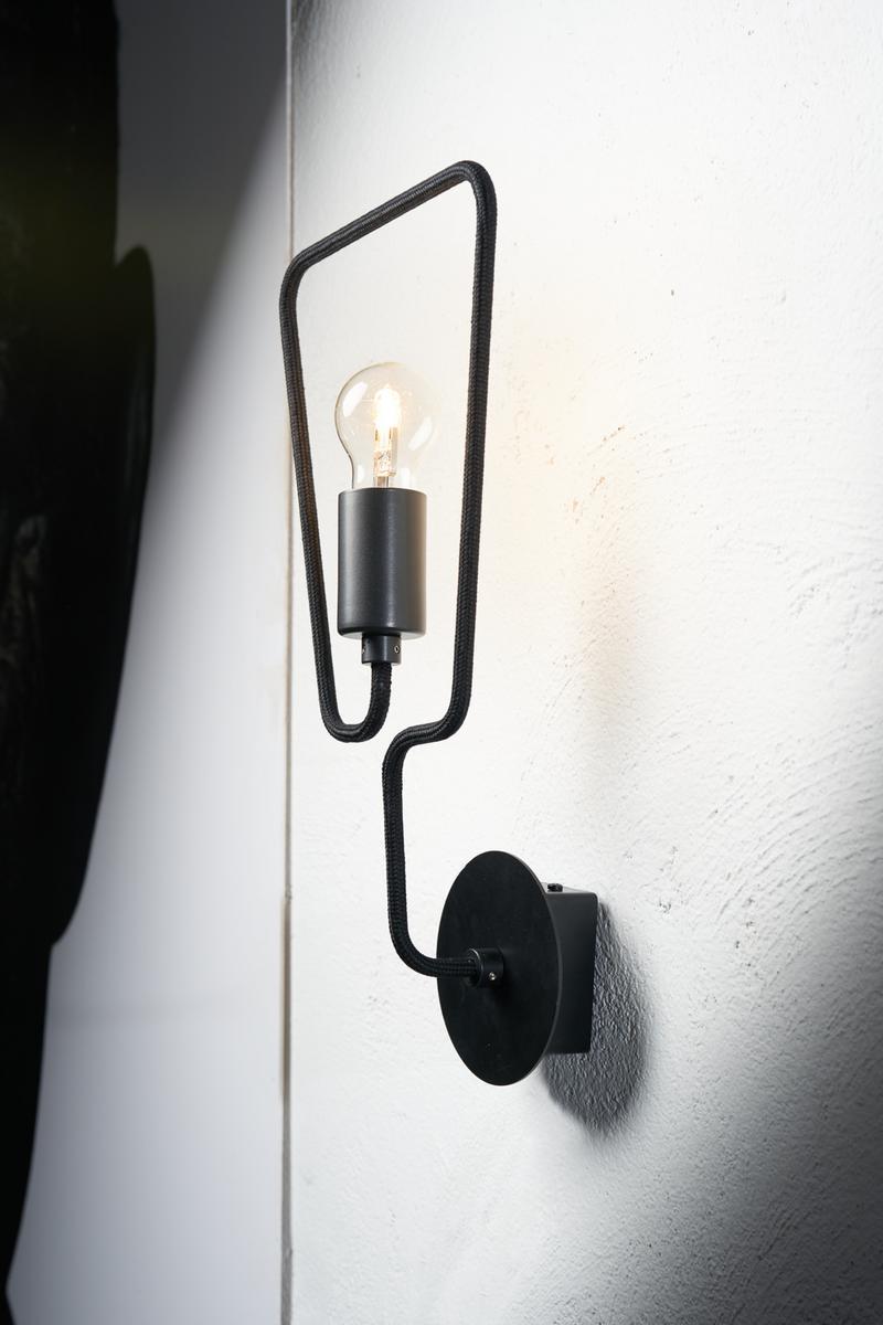 A-SHADE Direct light metal wall light