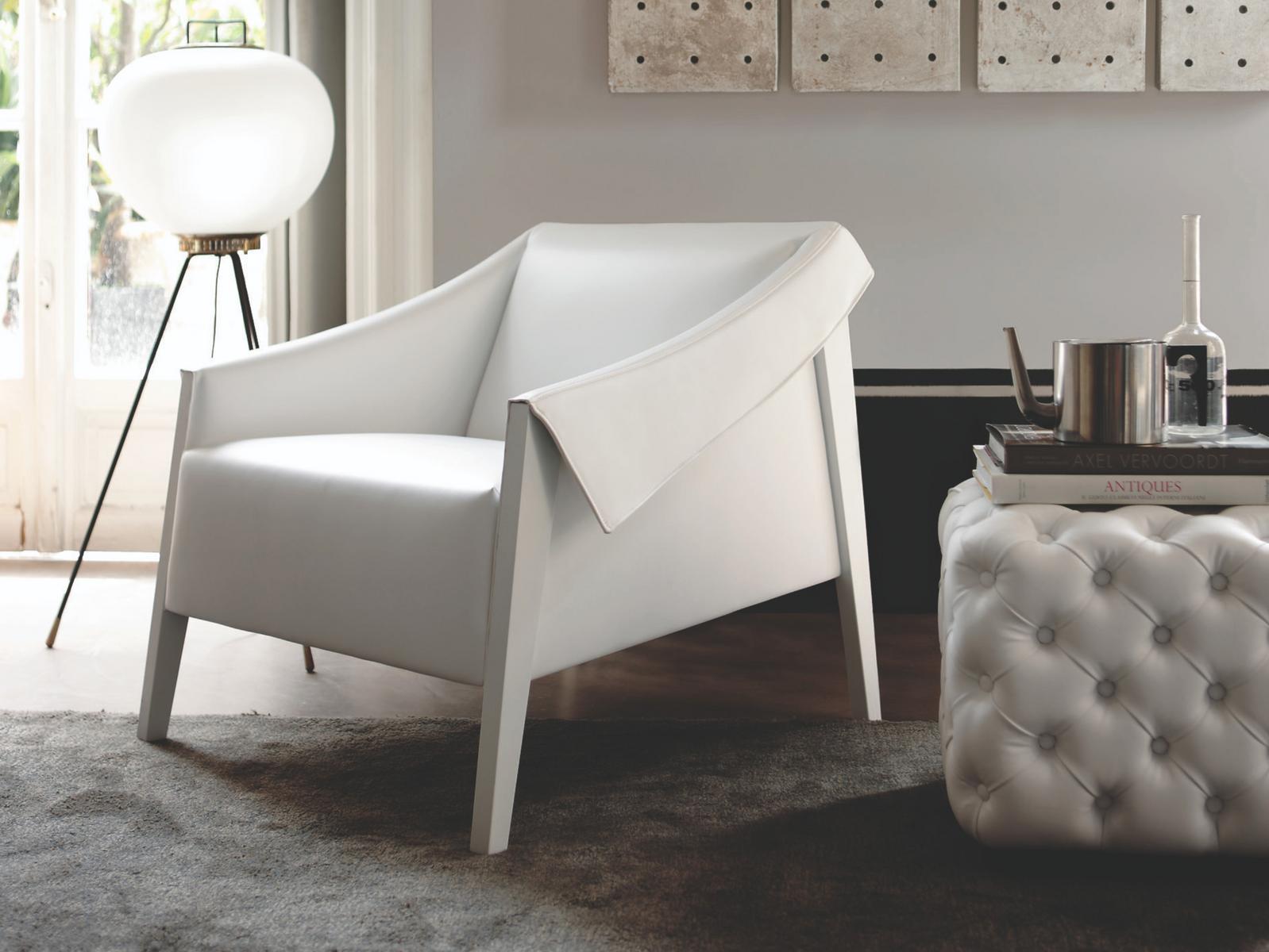 ARA Leather armchair with armrests