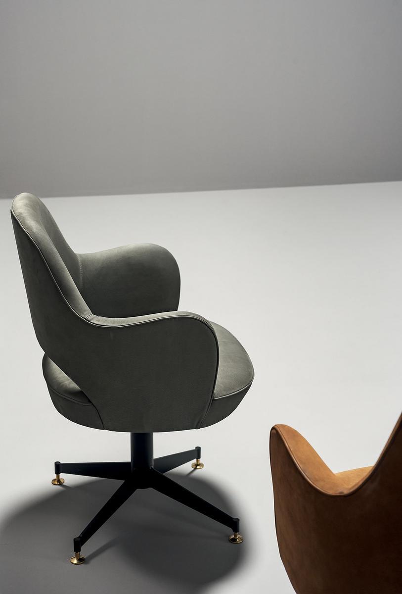COLETTE OFFICE Leather chair with armrests
