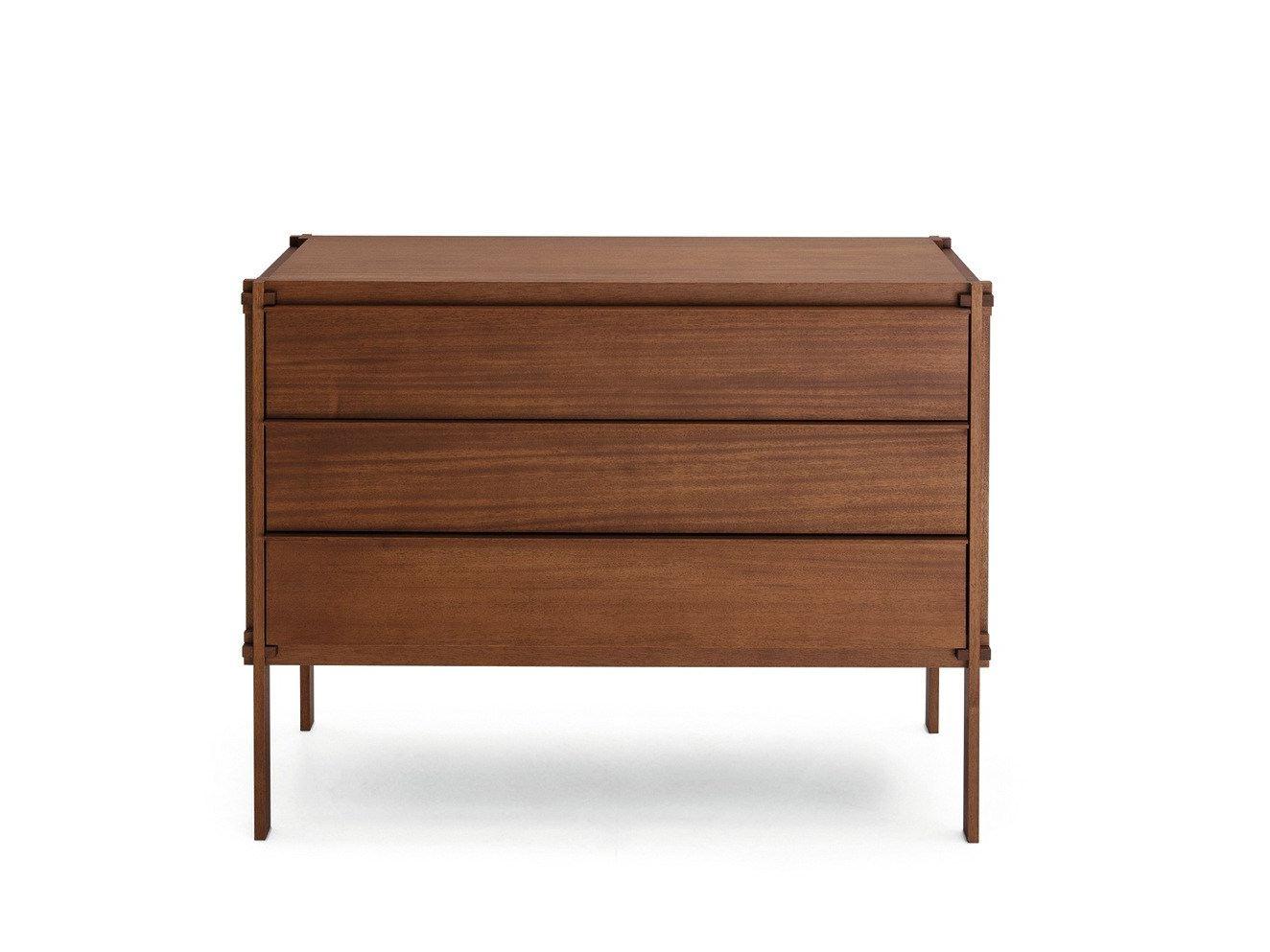 MHC.1 Wooden chest of drawers