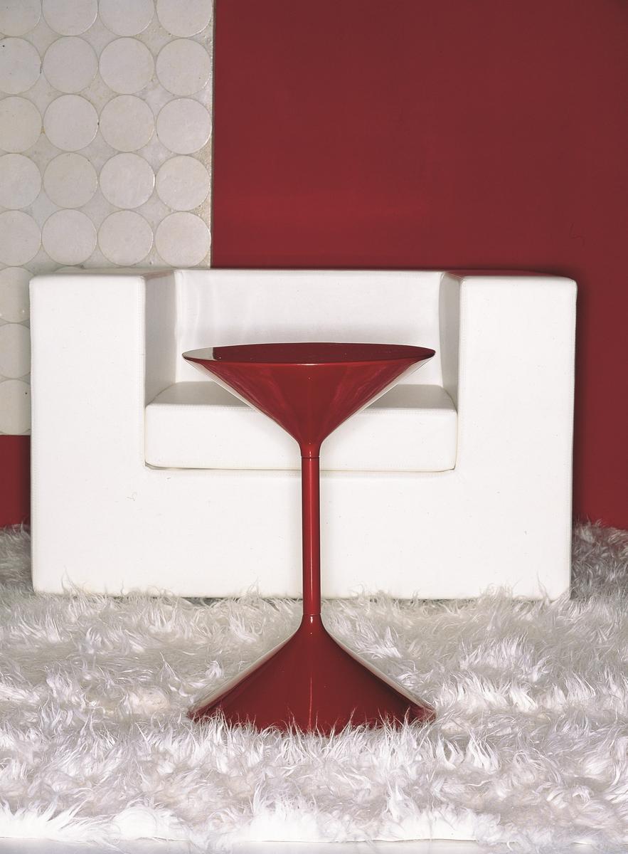 TEMPO Round polyurethane coffee table