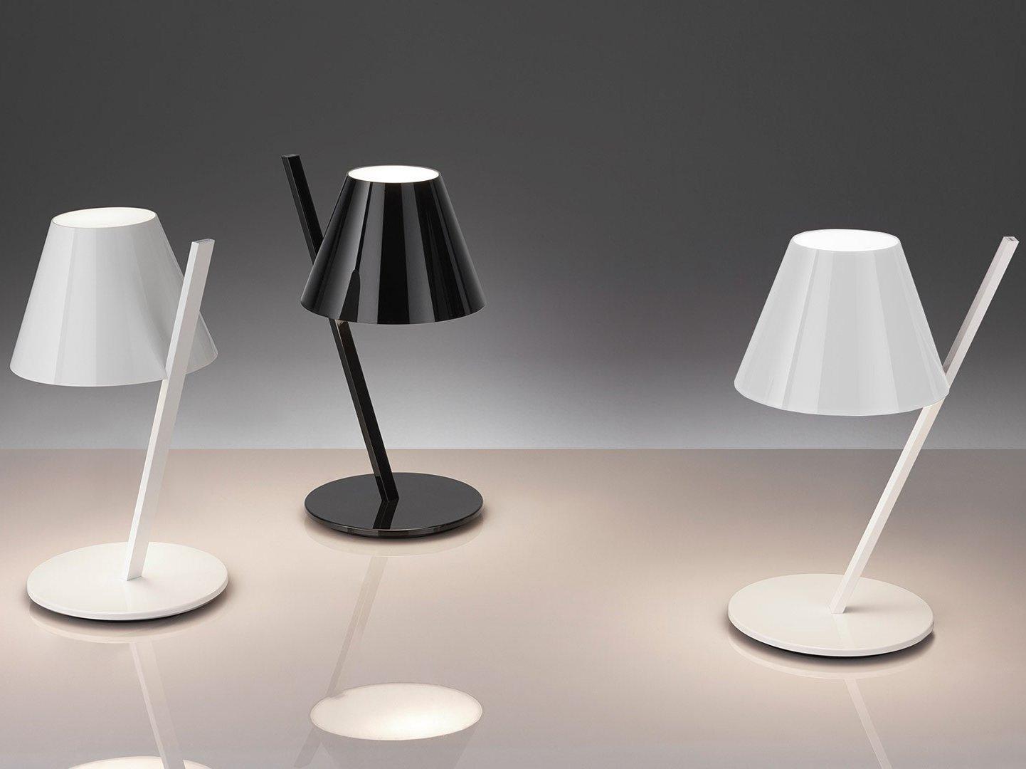 LA PETITE LED direct light table lamp