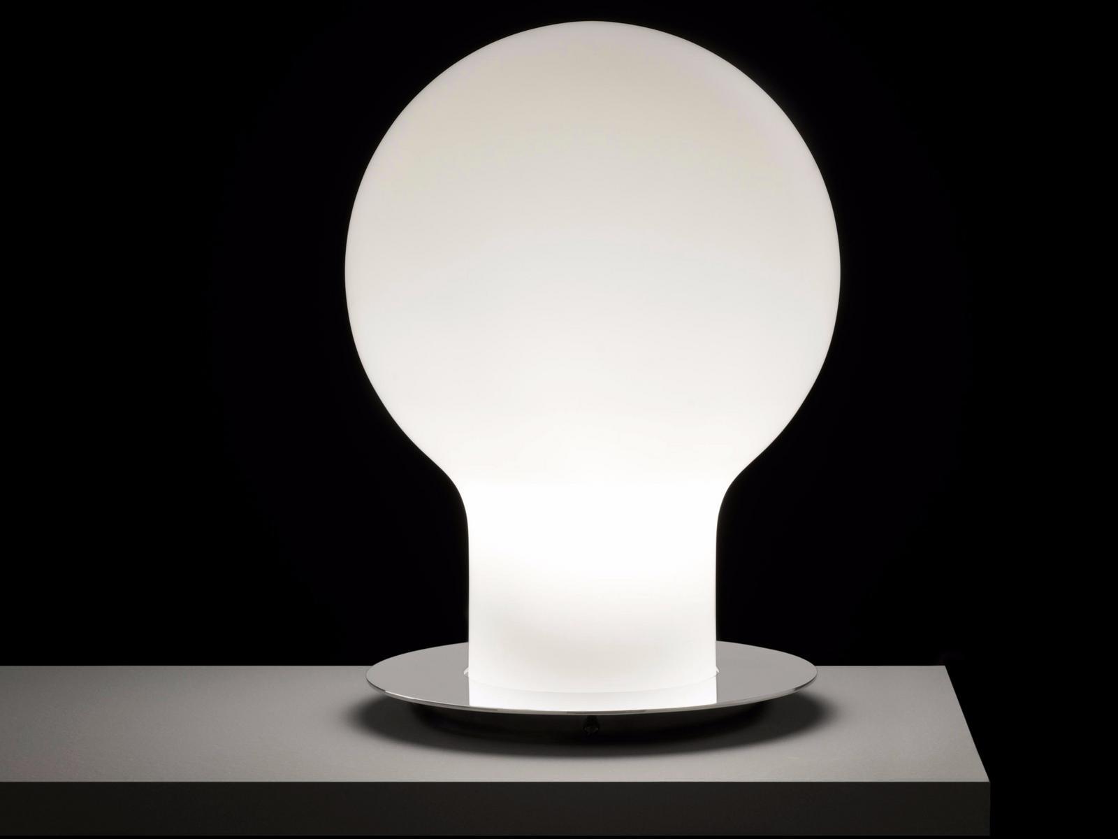 DENQ - 229 Blown glass table lamp