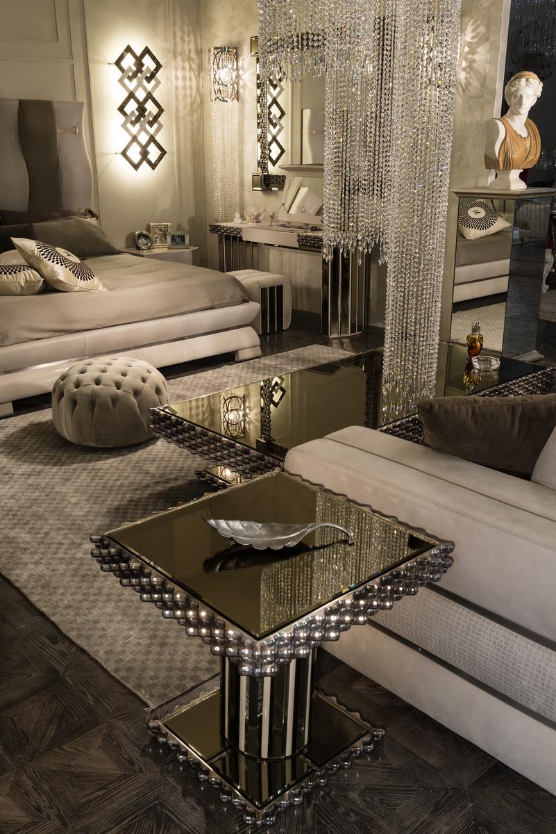 OLA Mirrored glass and wooden high side table