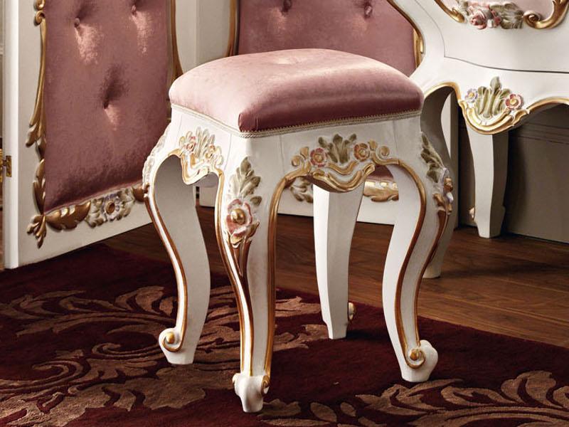 11520 Fabric pouf