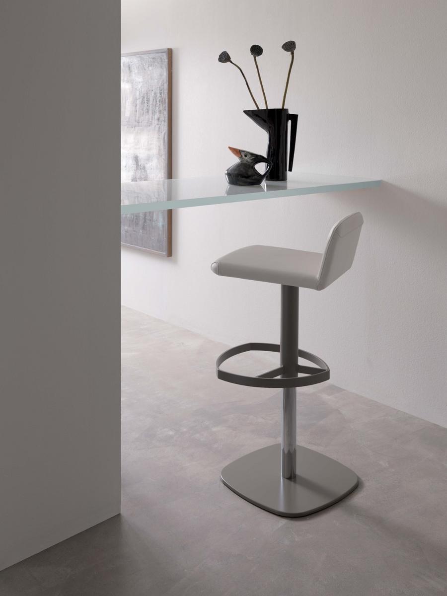 SIMPLE Upholstered leather stool with gas lift