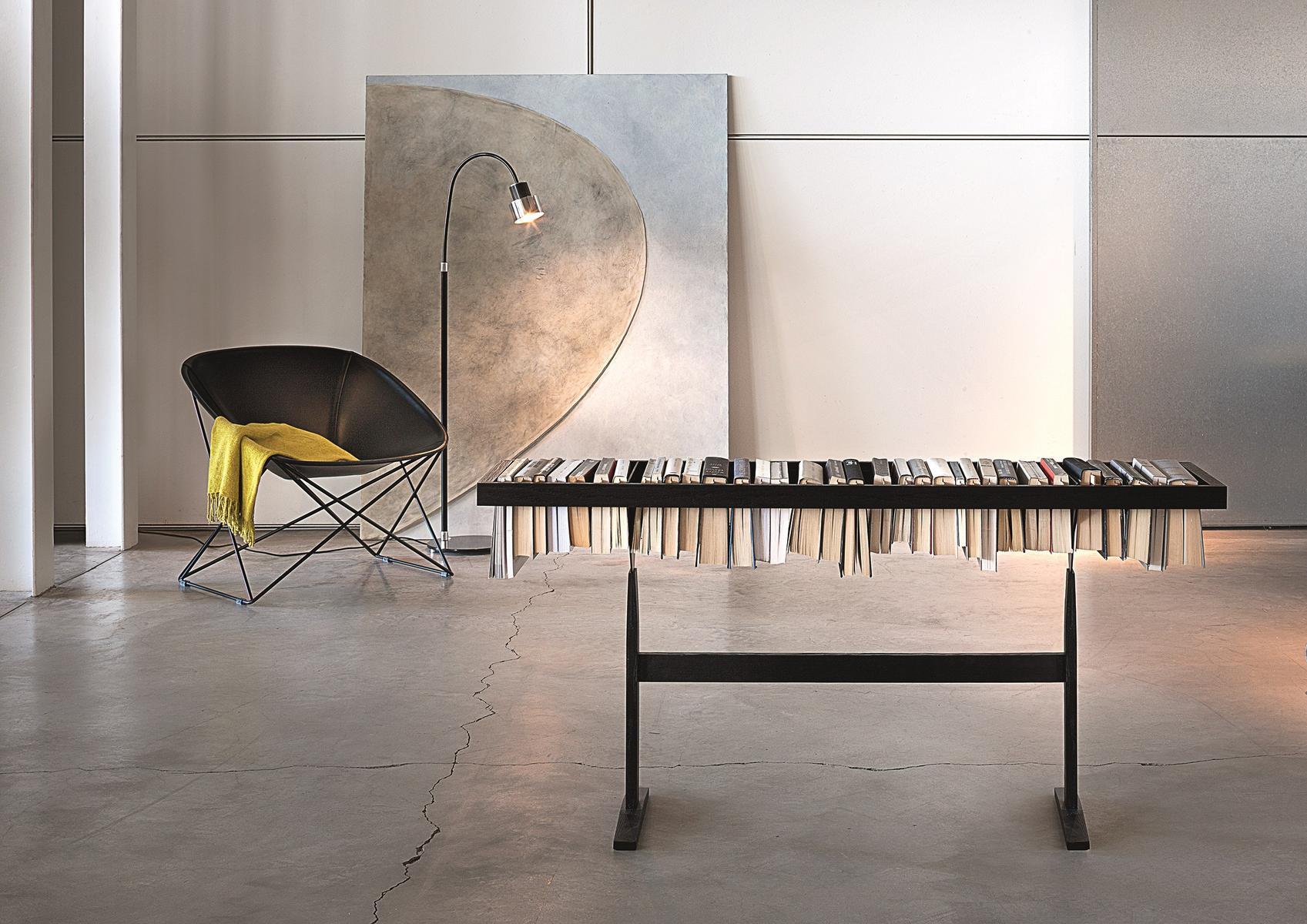 BOOKEN Wooden bookcase / coffee table