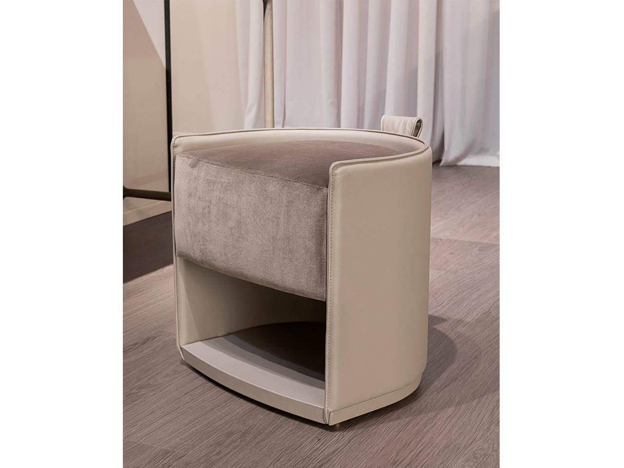 VINE Leather and fabric pouf with integrated magazine rack