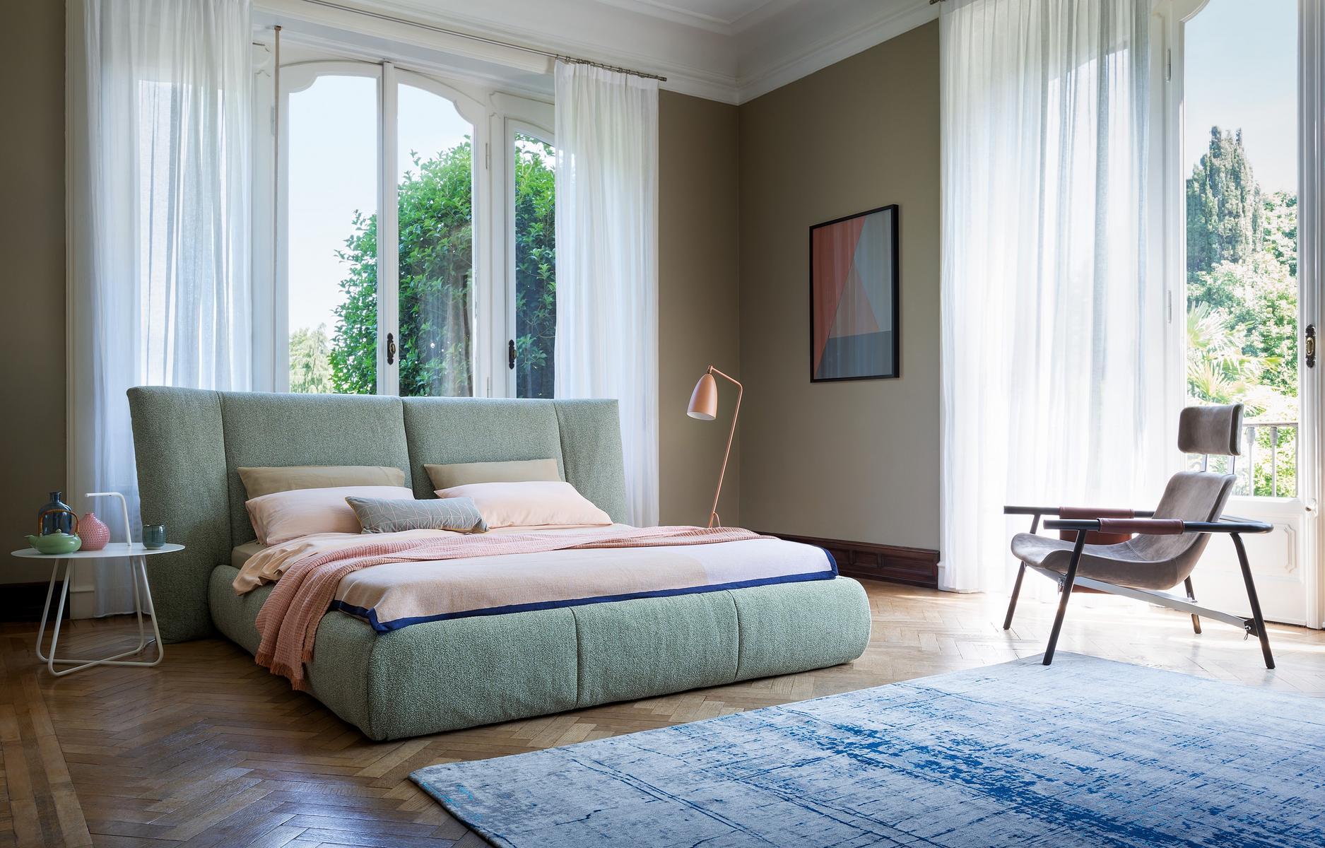 YOUNIVERSE Upholstered fabric bed