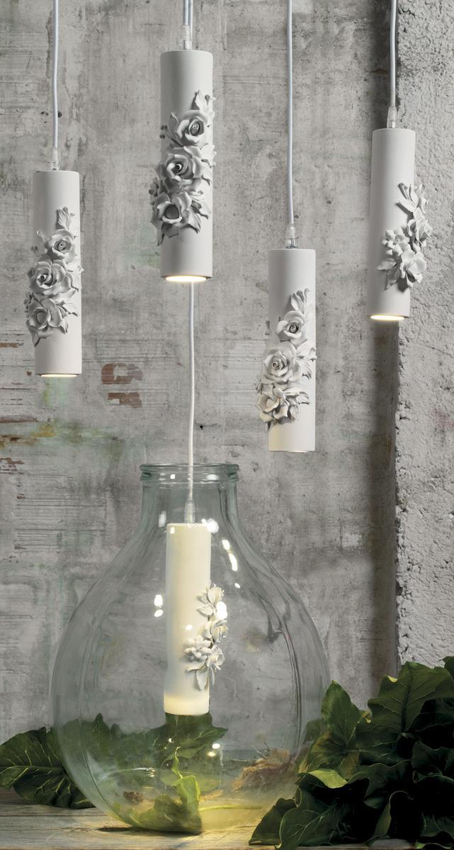CAPODIMONTE Direct light white-paste pendant lamp