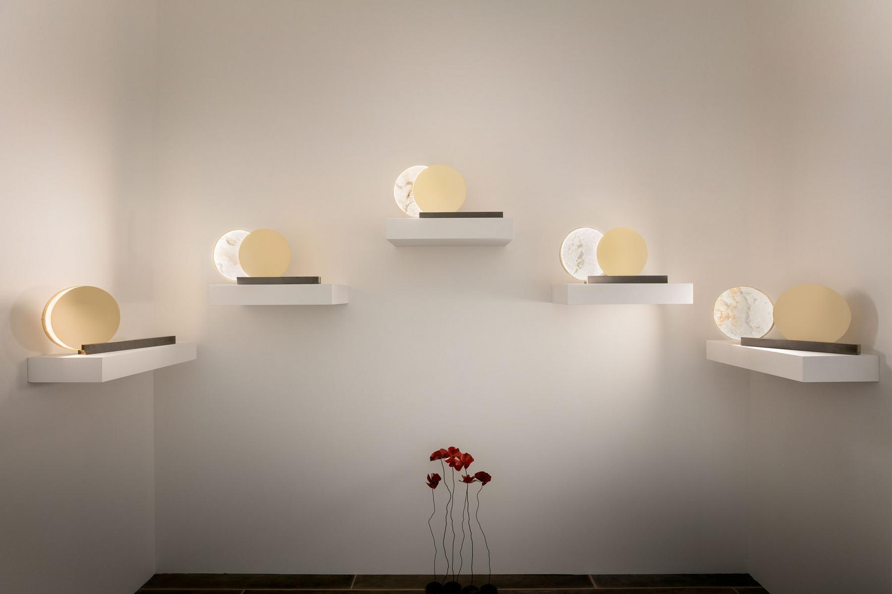 ALCHEMIE T LED alabaster and brass table lamp