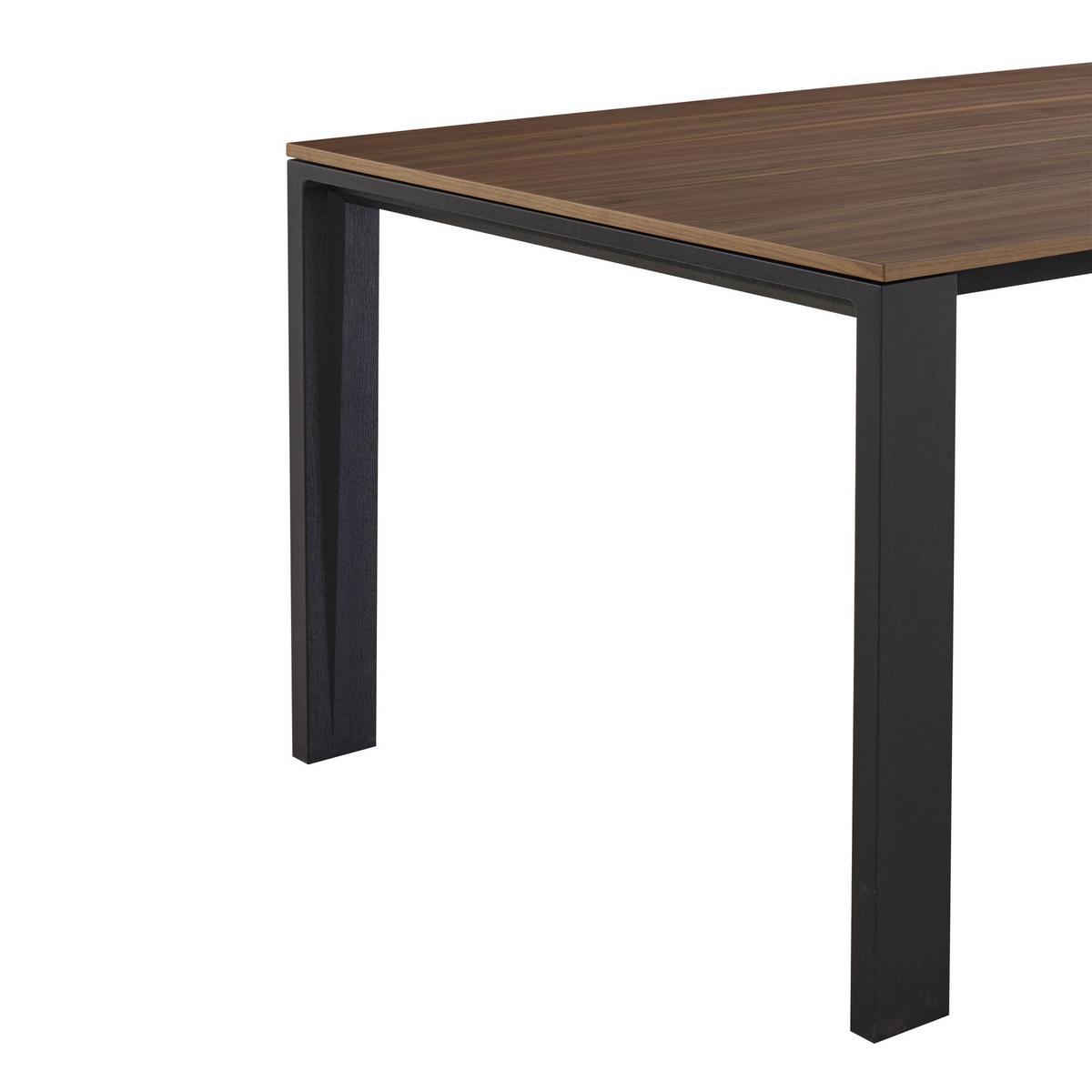 NAÏA Extending rectangular wooden dining table