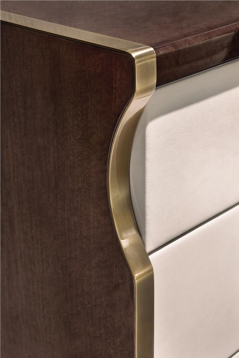 TRILOGY Wooden chest of drawers