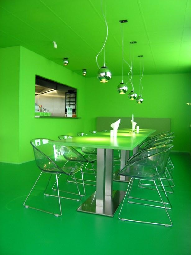 12-25 Swivel metal pendant lamp