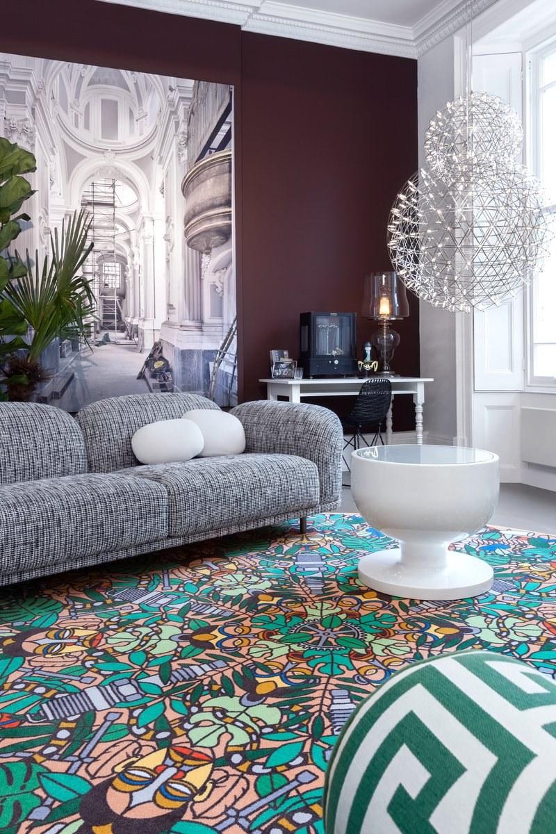 ELEMENTS 007 Low round glass-fibre coffee table