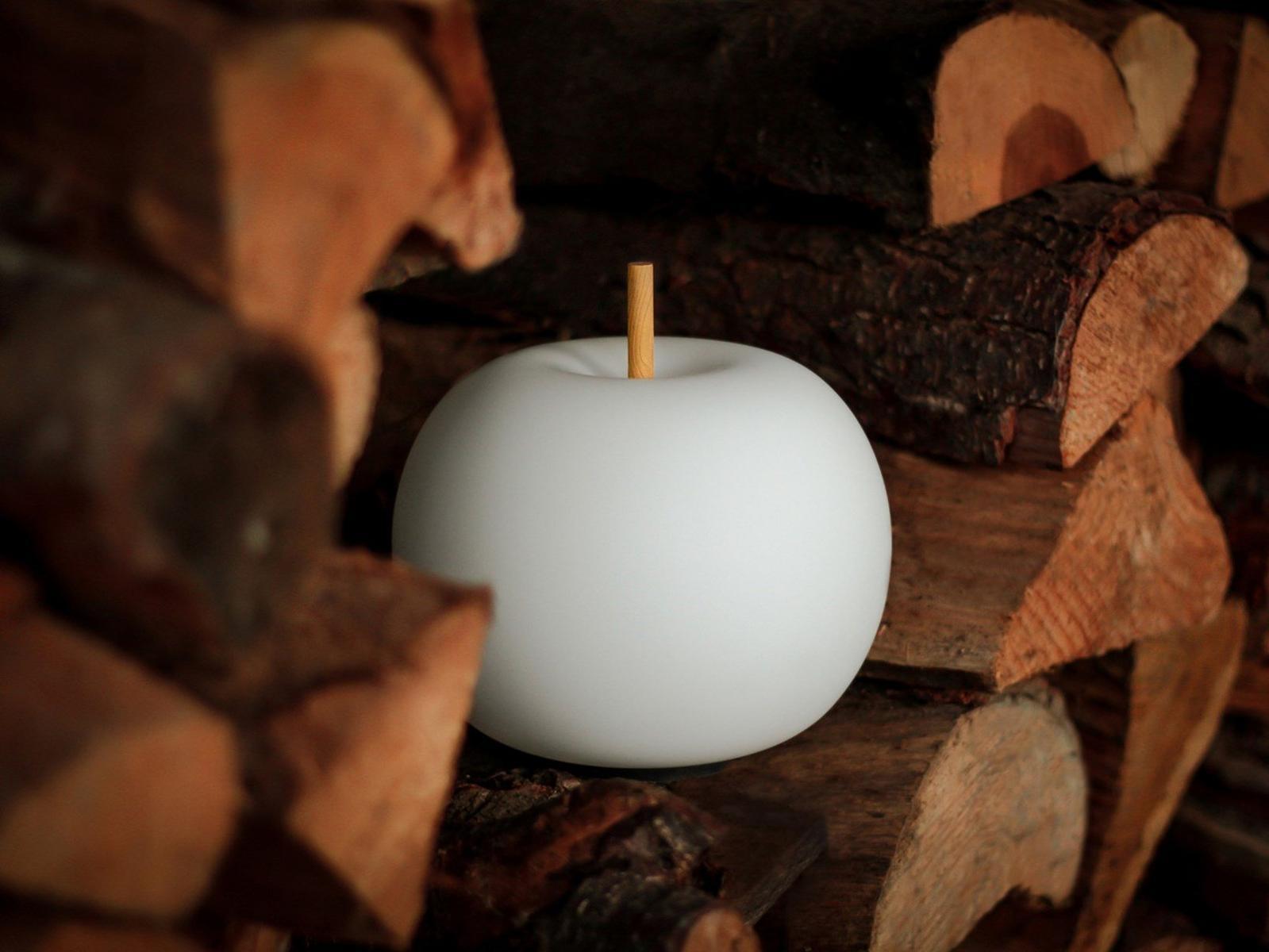 KUSHI MOBILE LED cordless opal glass table lamp