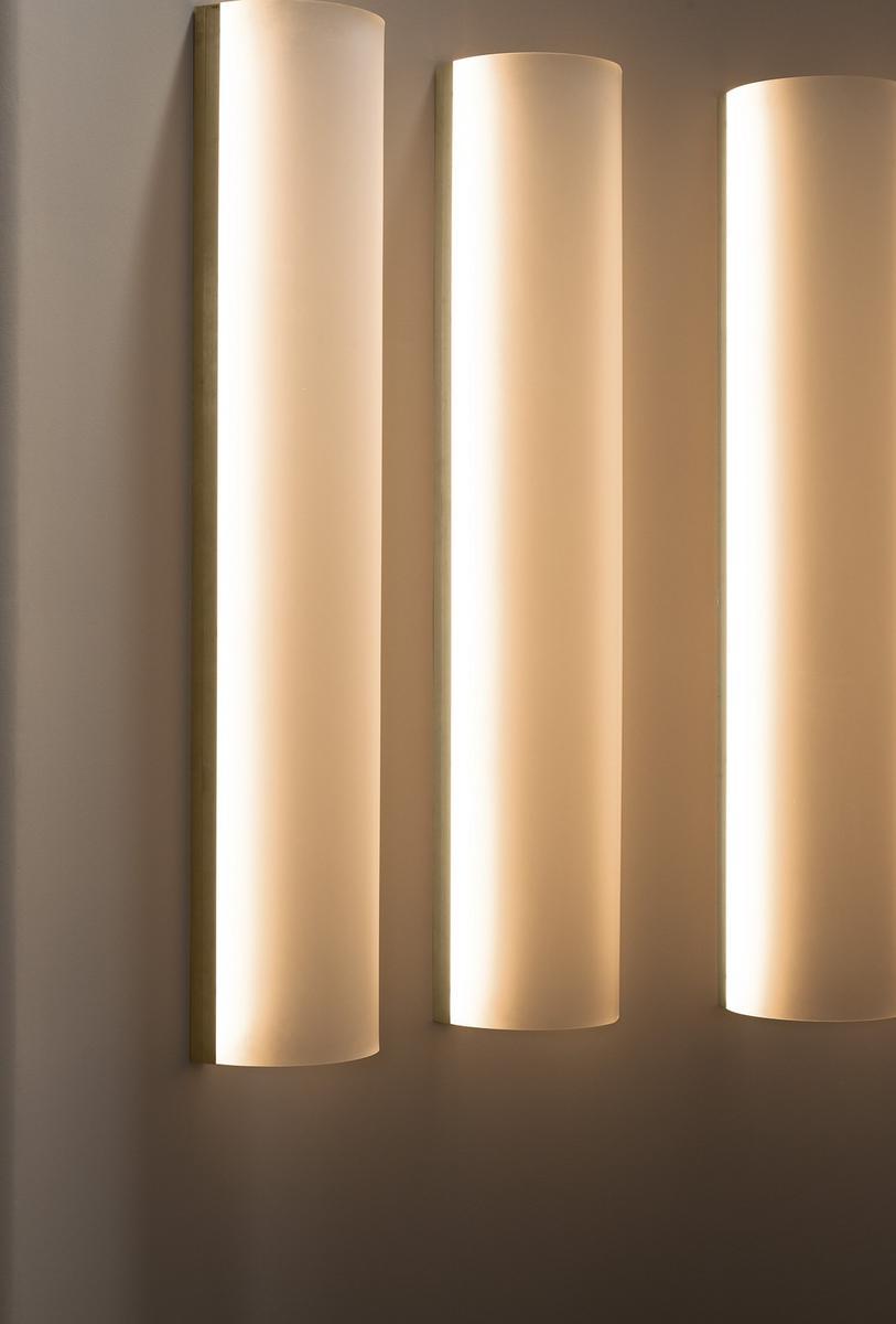 TUNNEL LED methacrylate wall light