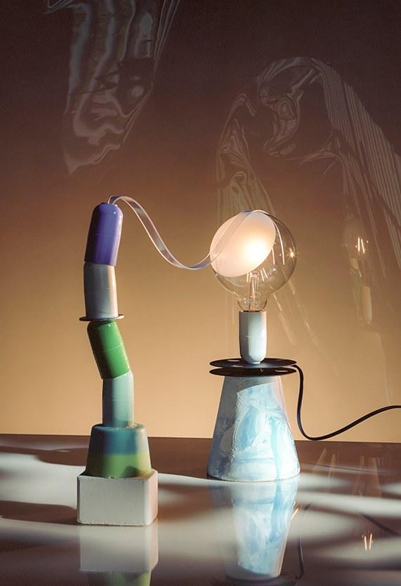 LAMPADINA LED direct light sandblasted glass table lamp