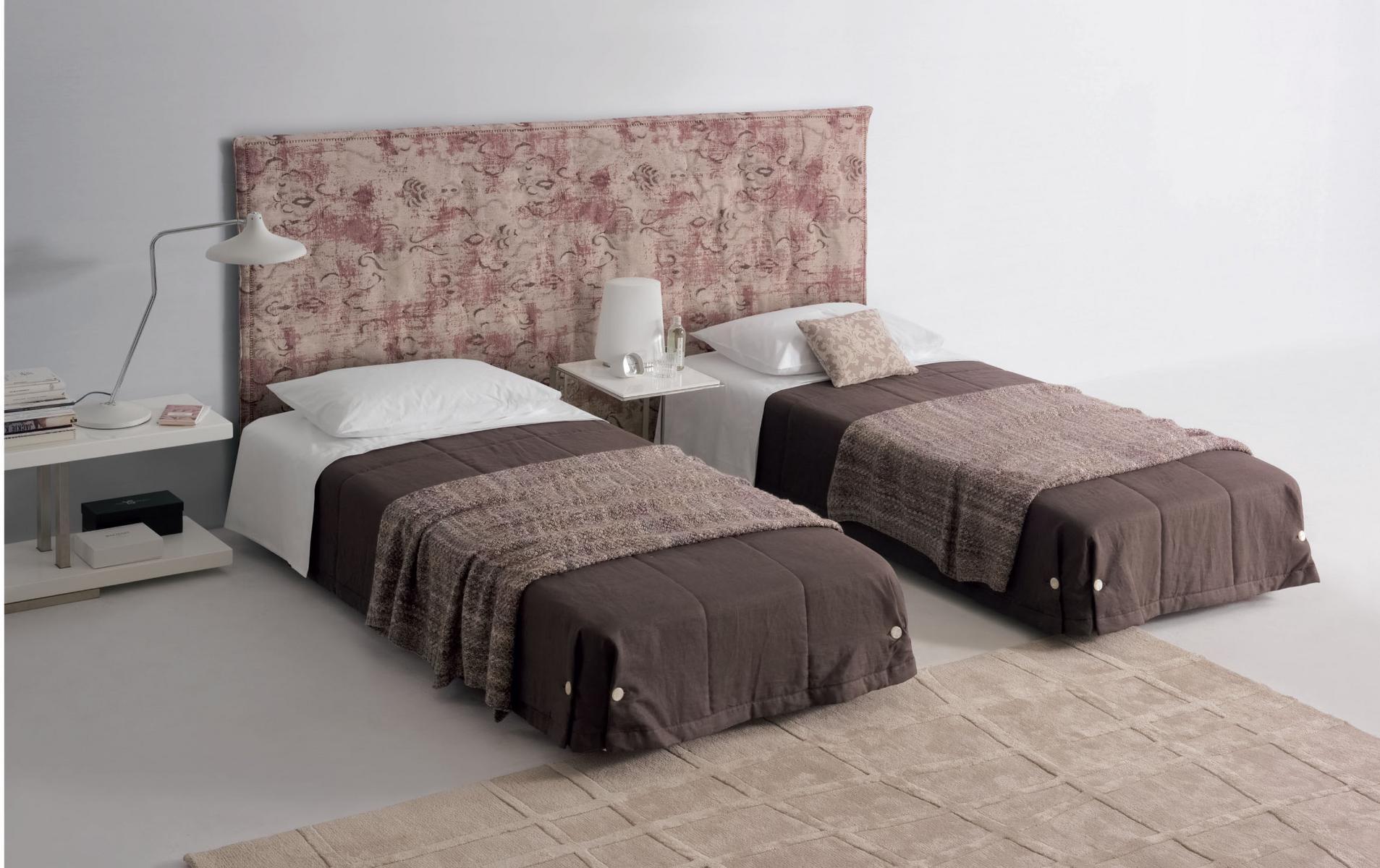 GHOST Fabric sofa bed with removable cover