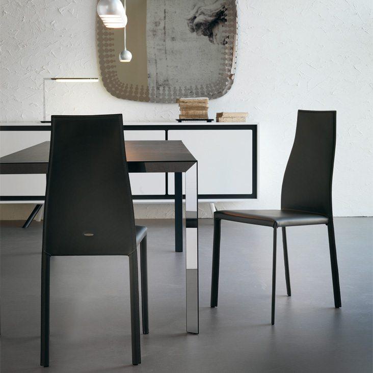 KAORI Leather chair