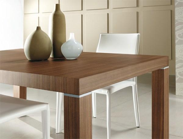 CLUB Extending rectangular wooden table