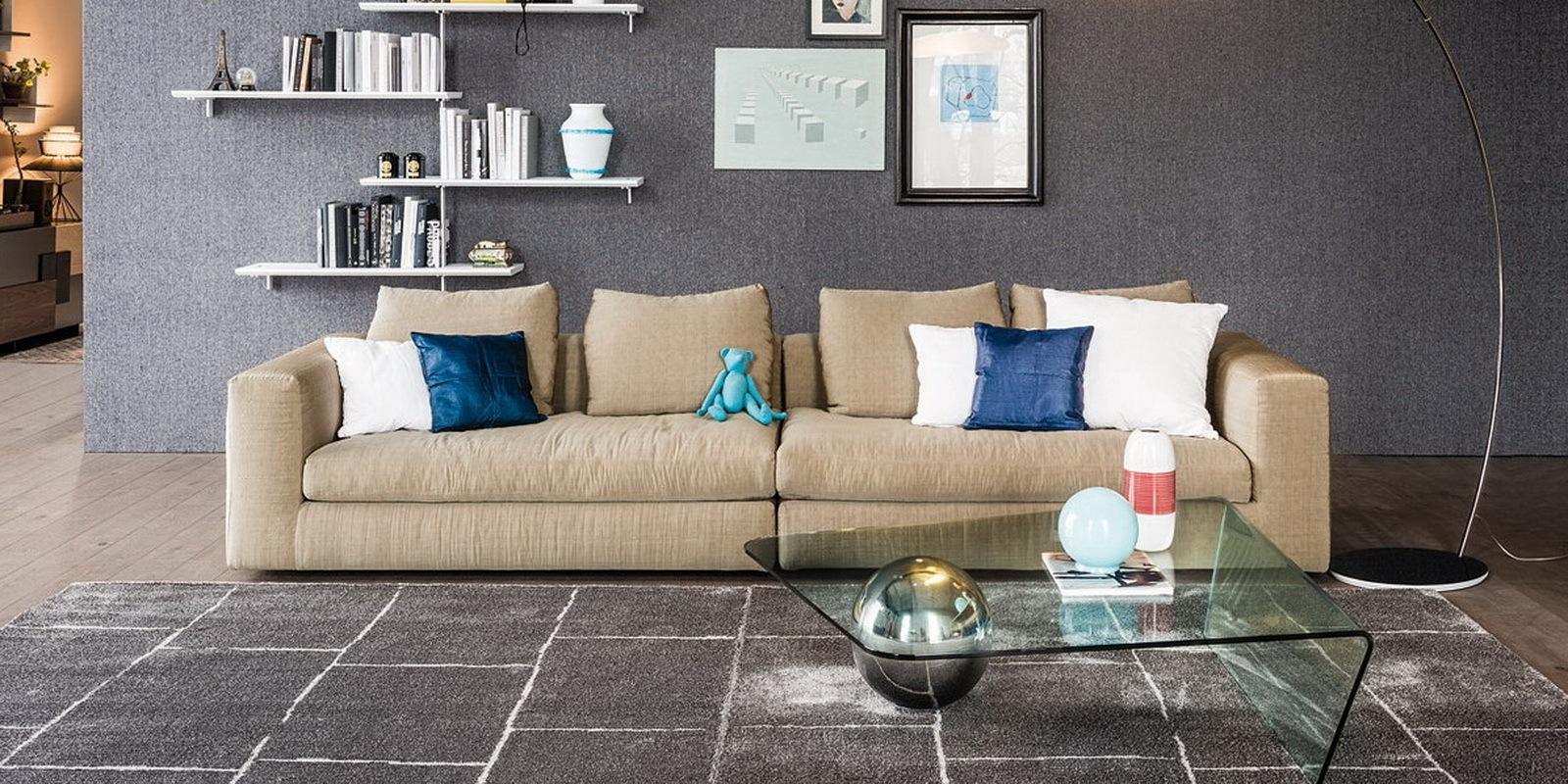 GLOBE Rectangular glass coffee table