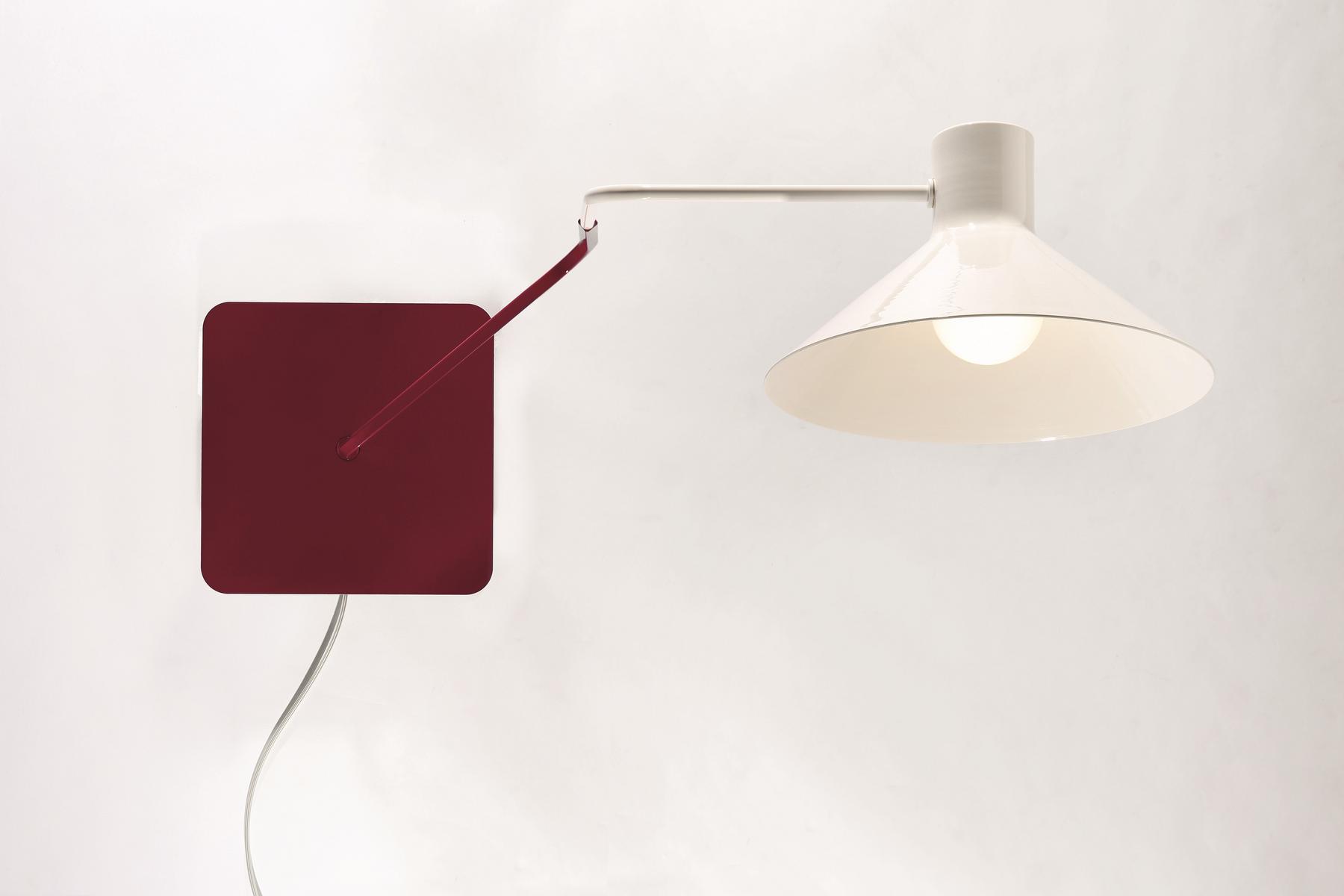 SISTER LED direct light iron wall lamp