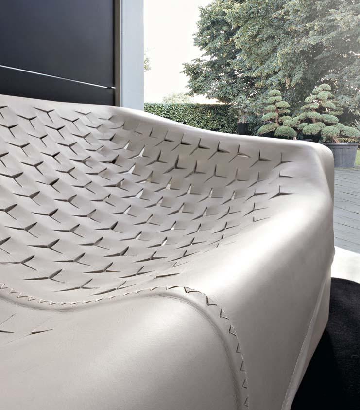 SKIN Tanned leather sofa