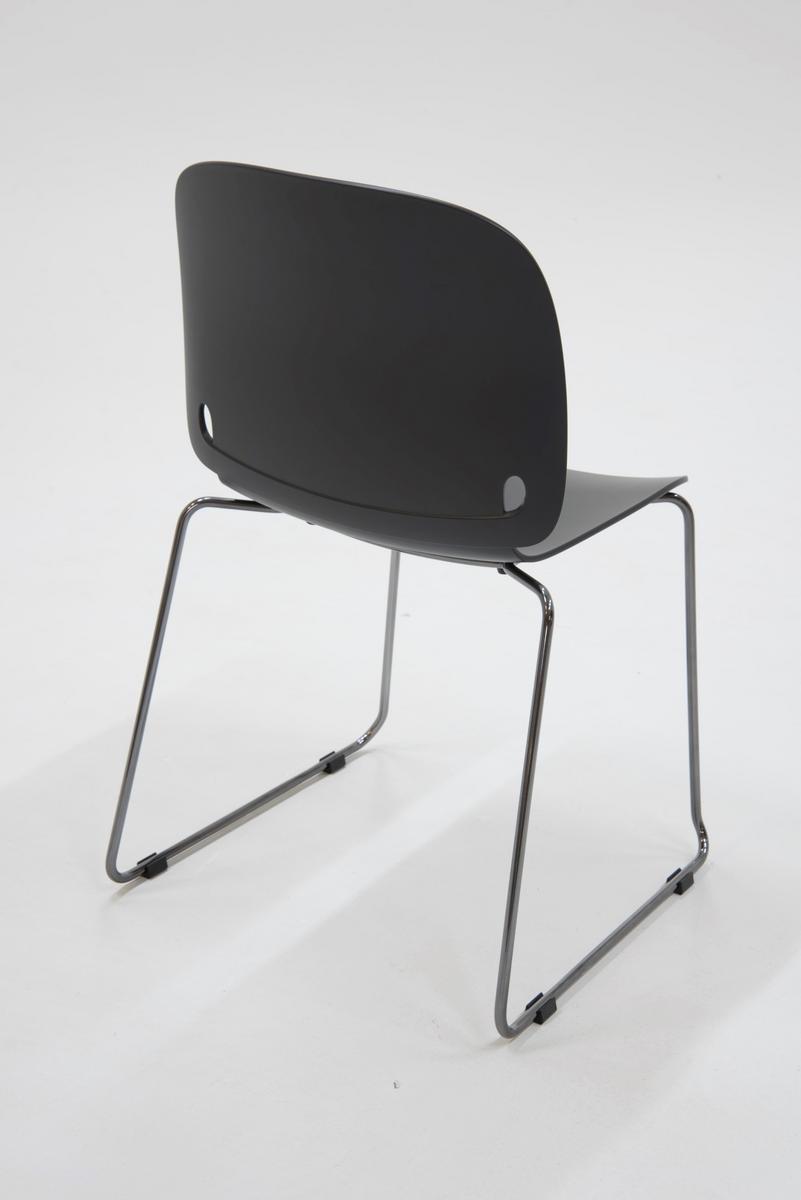 INTRO Sled base polyamide chair