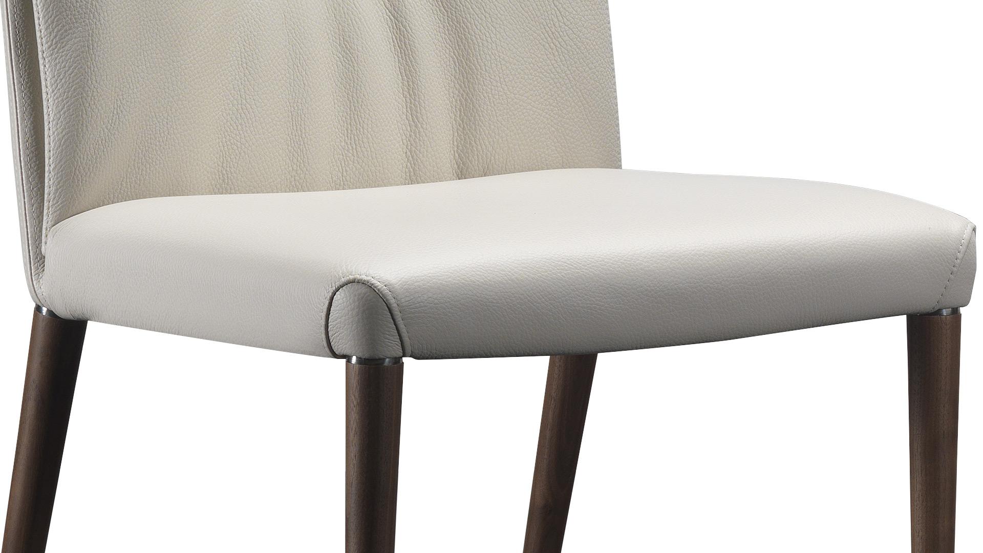 SOFT Upholstered leather chair