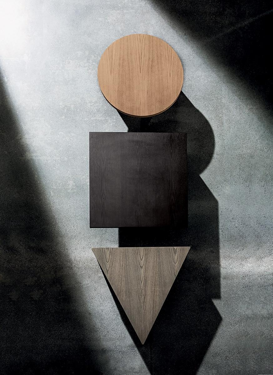 REGOLO Triangular wood and glass coffee table