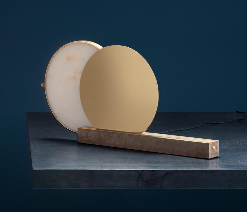 ALCHEMIE T LED alabaster and brass table lamp